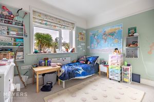 Photo 8- click for photo gallery